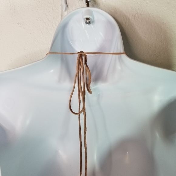 Alice + Olivia Marybeth velvet halter top - Picture 14 of 14